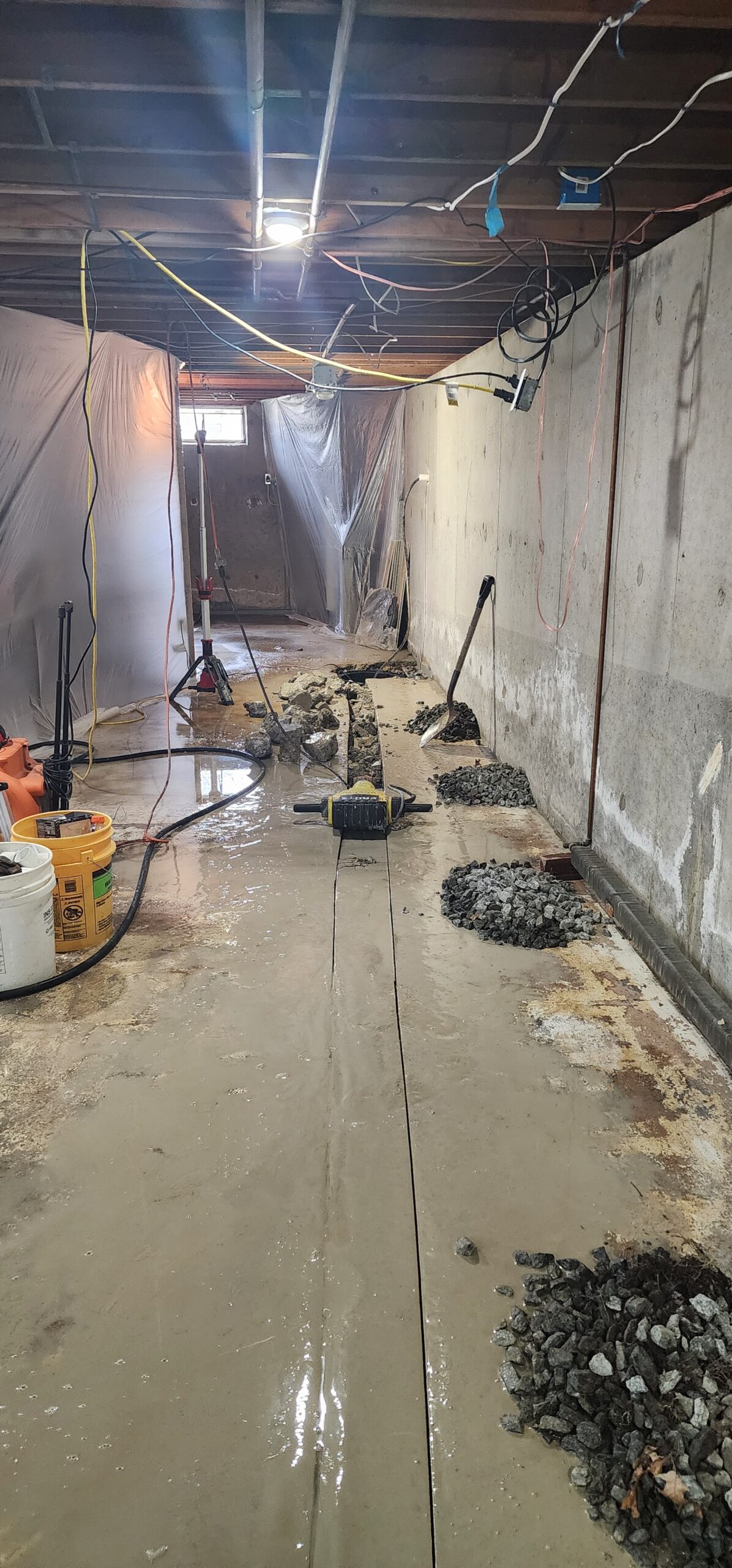 Sparkle Lake basement waterproofing job in New London County, photo 9