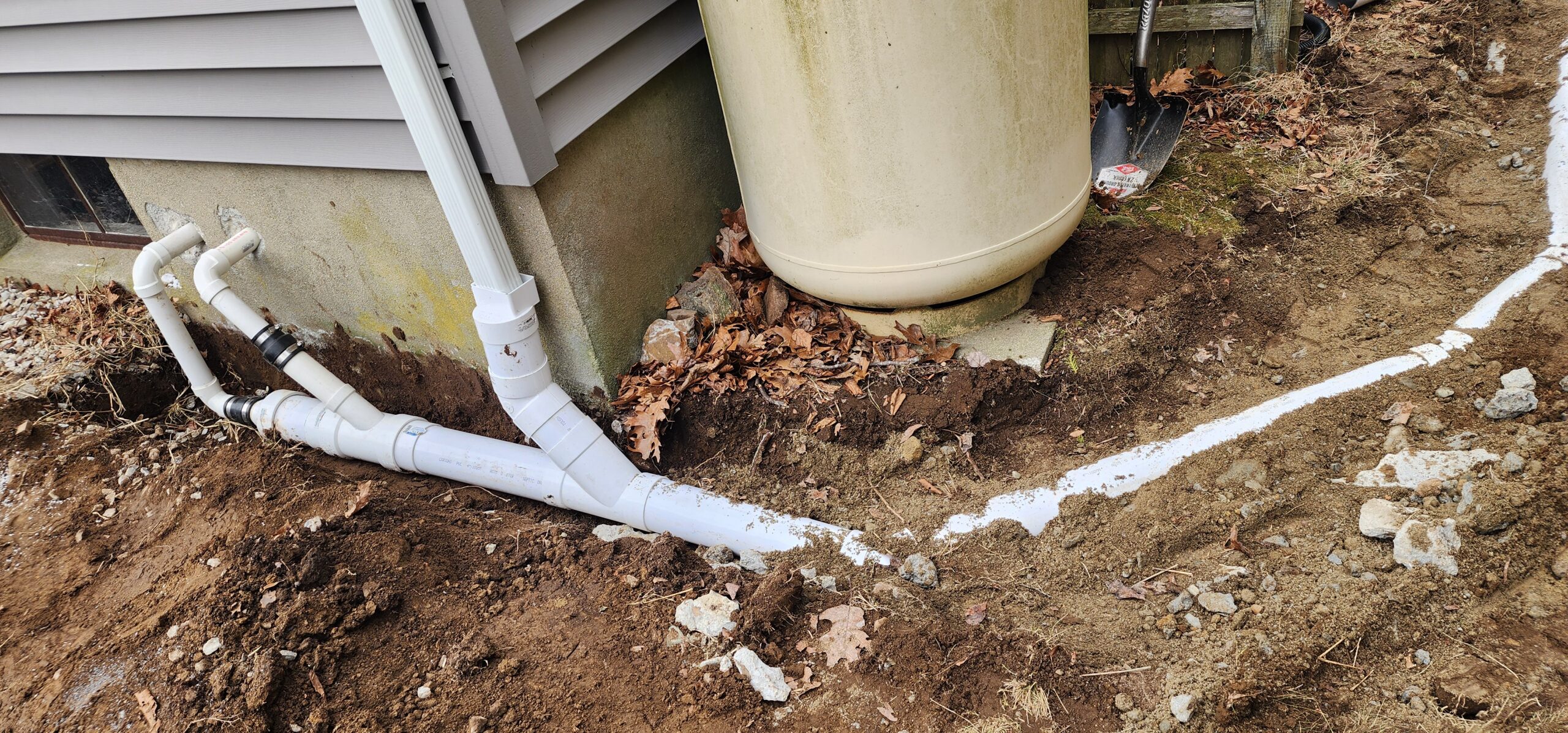 Sparkle Lake basement waterproofing job in New London County, photo 27